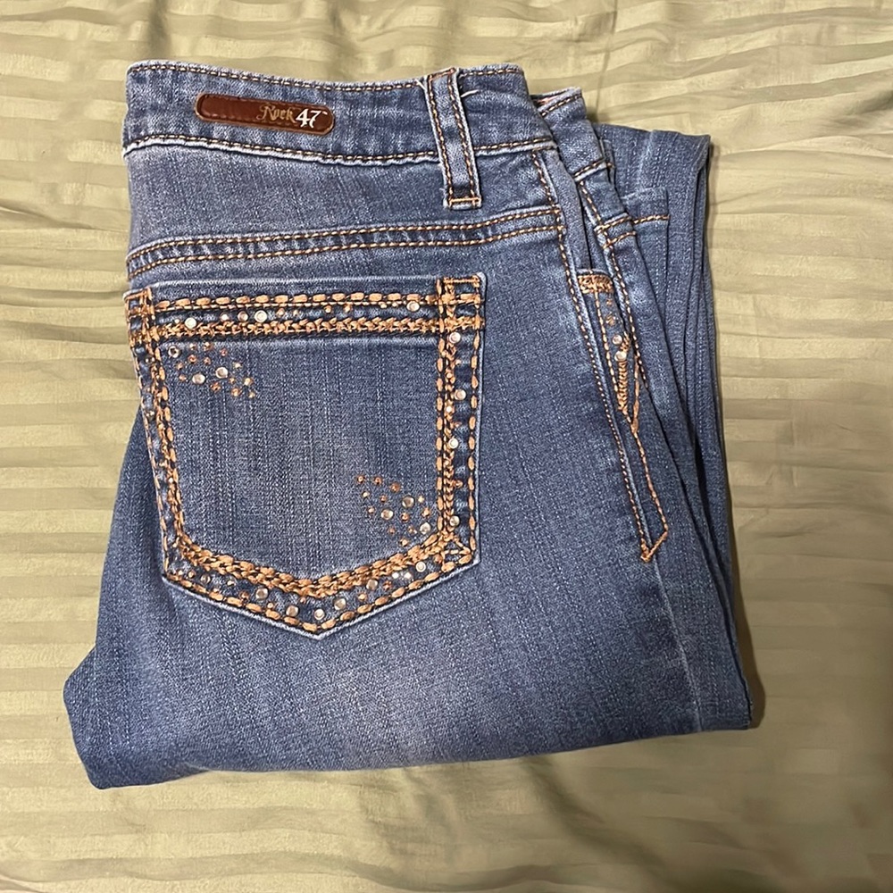 Boot cut